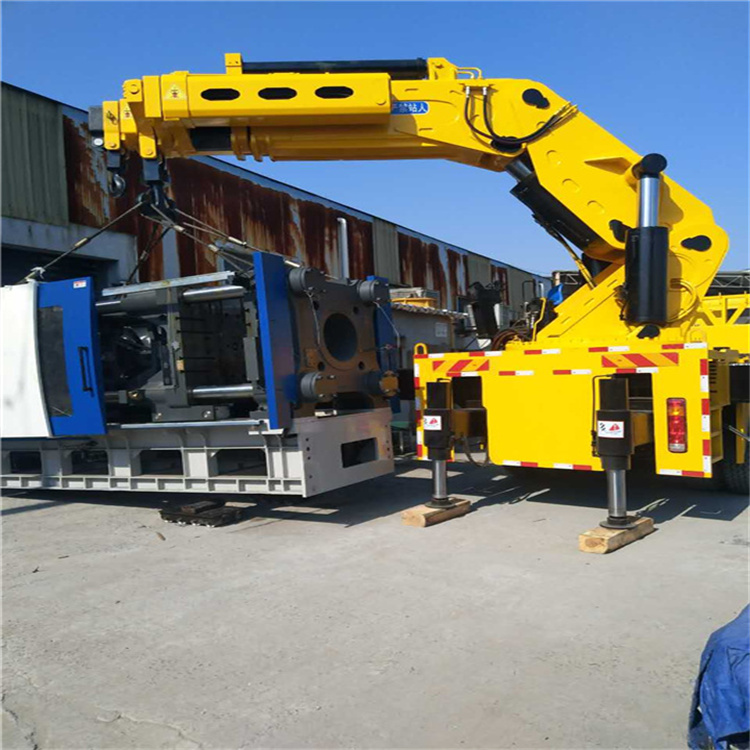 王下乡 大吨位折臂吊出租费用解析：一小时租赁多少钱